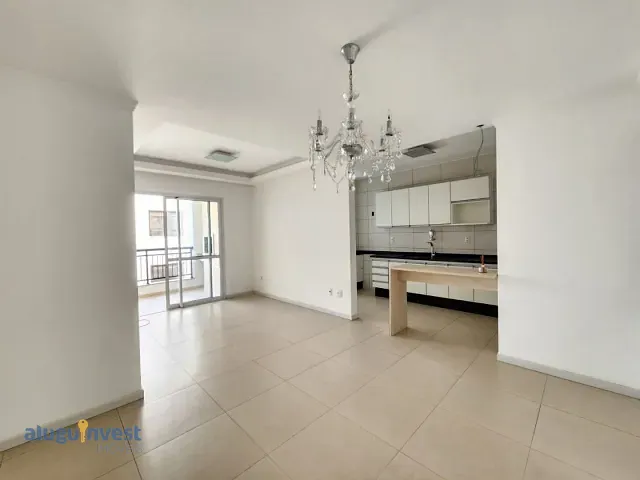 Apartamento 2 quartos e 2 banheiros, para alugar, no bairro Kobrasol em São José