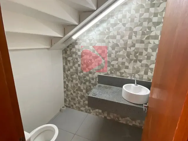 Apartamento com 276m², para alugar, no bairro Centro em Pirassununga