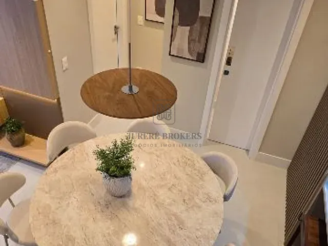 Apartamento 3 quartos e 3 banheiros, à venda, no bairro Jurerê Internacional em Florianópolis