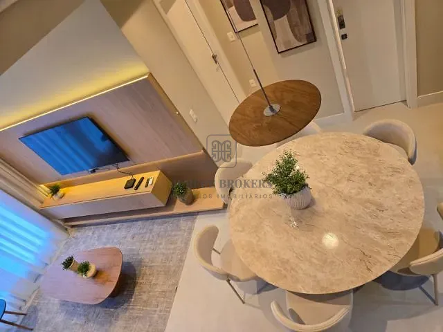 Apartamento 2 quartos e 3 banheiros, à venda, no bairro Jurerê Internacional em Florianópolis