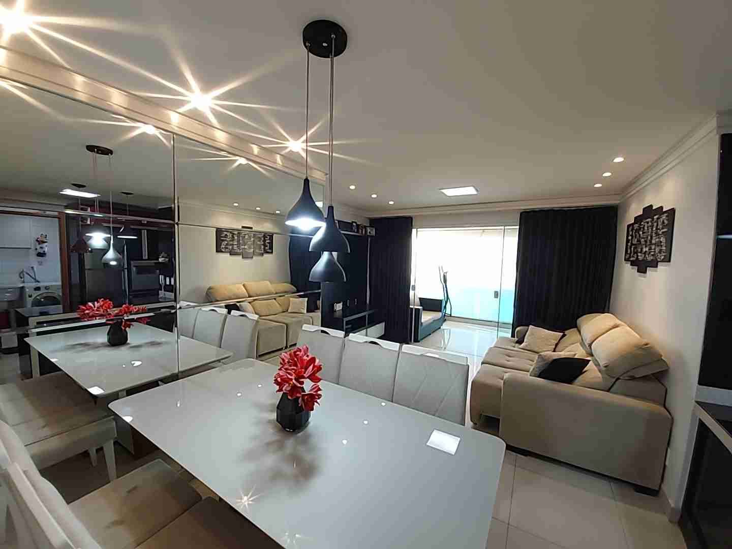 Apartamento à venda com 3 quartos, 109m² - Foto 1