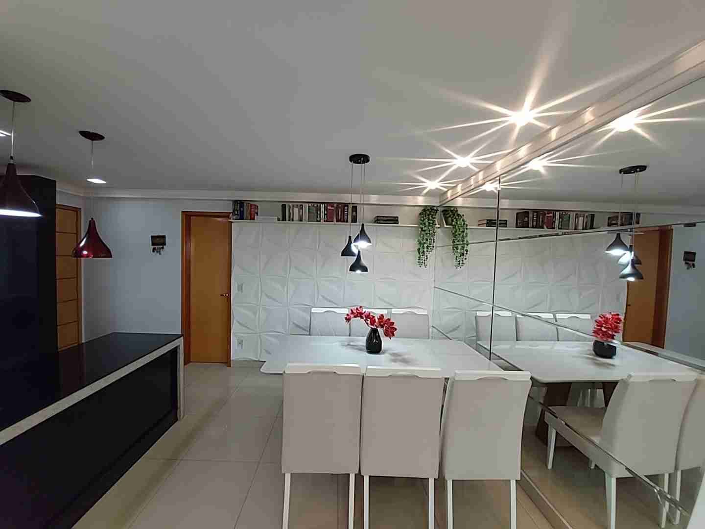 Apartamento à venda com 3 quartos, 109m² - Foto 2