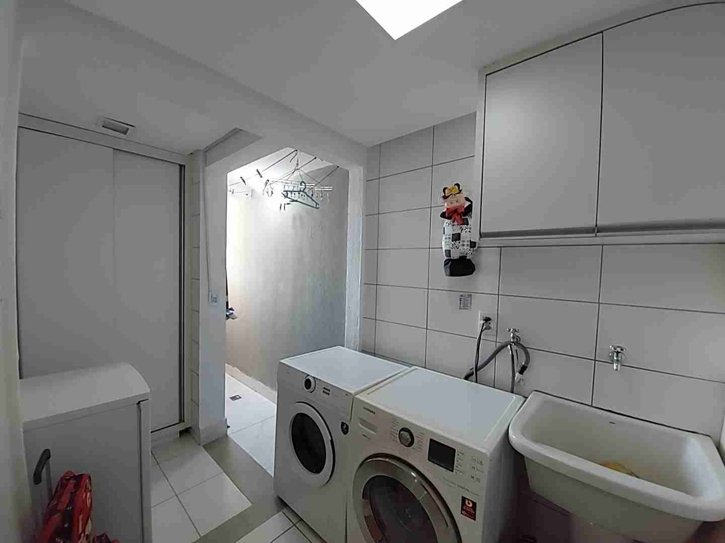 Apartamento à venda com 3 quartos, 109m² - Foto 12