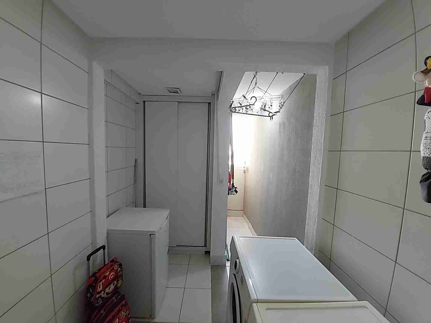 Apartamento à venda com 3 quartos, 109m² - Foto 13