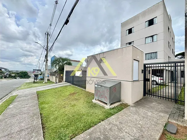 Apartamento 2 quartos e 1 banheiro, à venda, no bairro Maracanã em Colombo