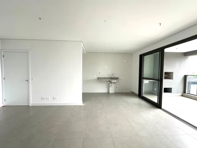 Apartamento com 182m² 2 quartos e 2 banheiros, à venda, no bairro Gleba Palhano em Londrina
