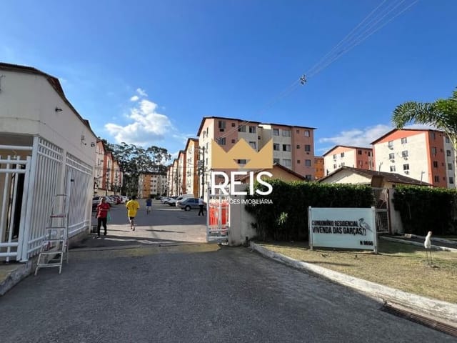 Apartamento com 54m² 2 quartos e 1 banheiro, à venda ou para alugar, no bairro Inhoaíba em Rio de Janeiro