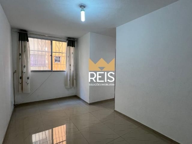 Apartamento com 54m² 2 quartos e 1 banheiro, à venda ou para alugar, no bairro Inhoaíba em Rio de Janeiro
