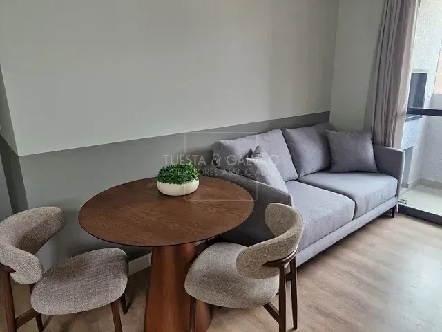Apartamento com 50m² 2 quartos e 2 banheiros, à venda, no bairro Água Verde em Curitiba