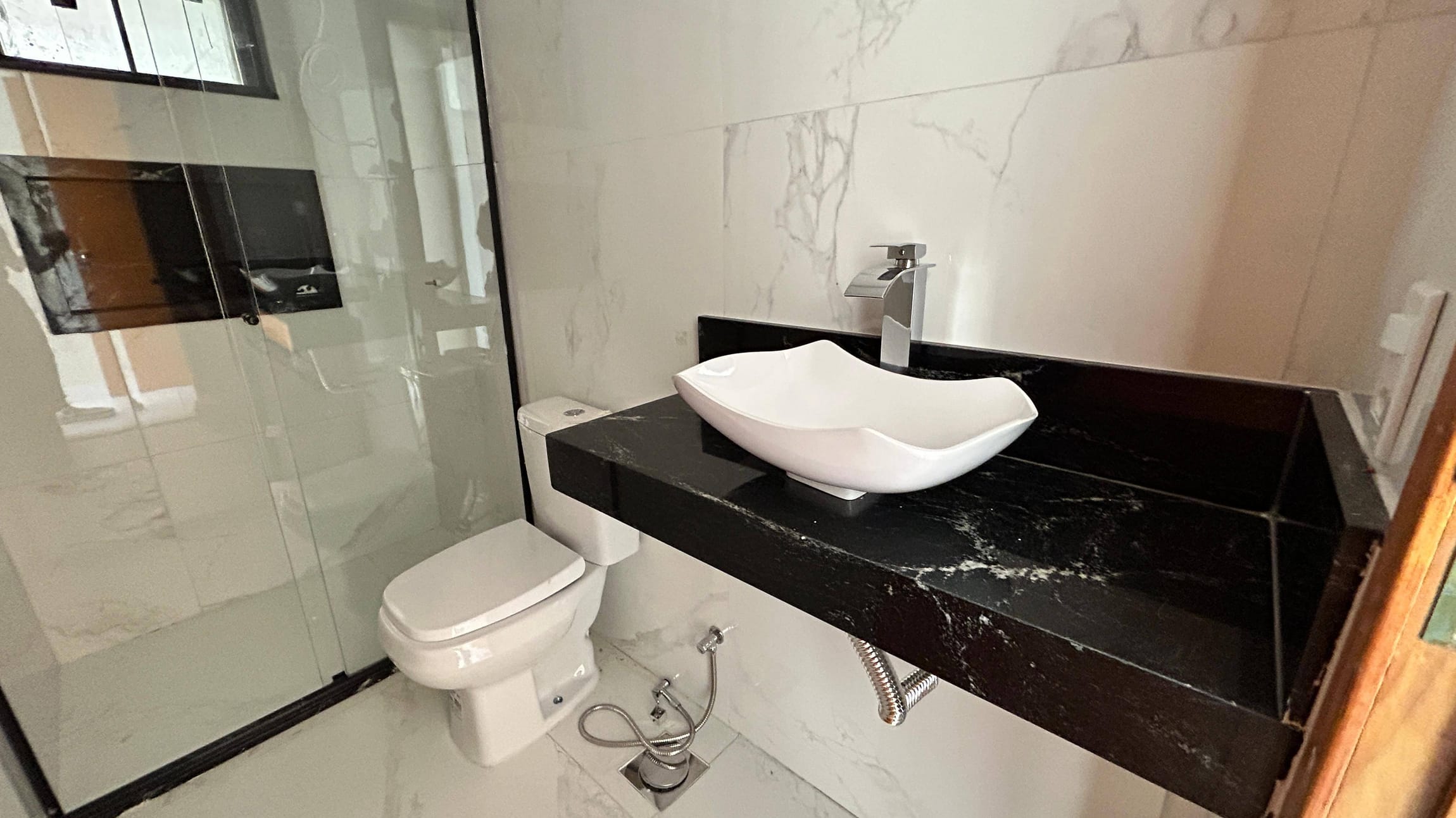 Apartamento à venda com 2 quartos, 70m² - Foto 6