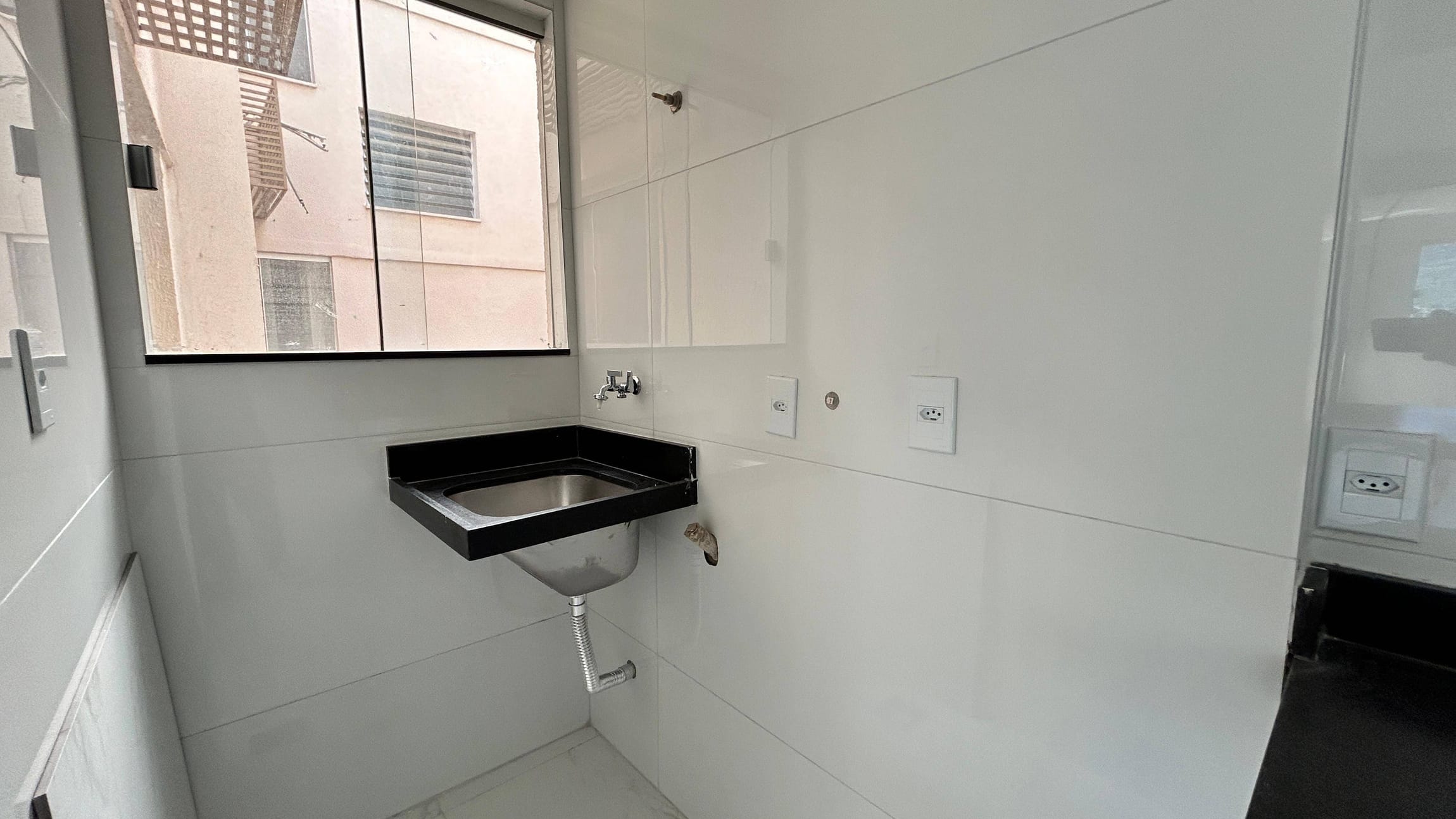 Apartamento à venda com 2 quartos, 70m² - Foto 30