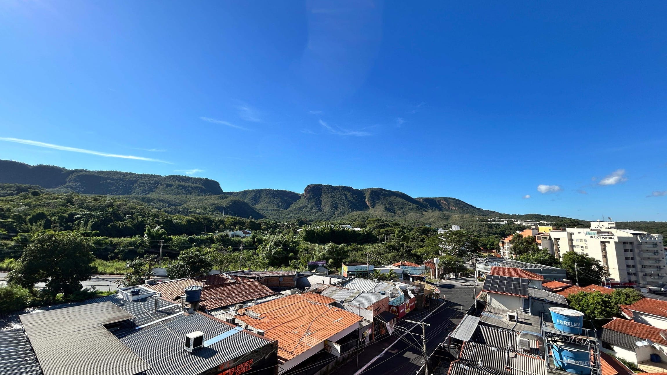 Apartamento à venda com 2 quartos, 70m² - Foto 4