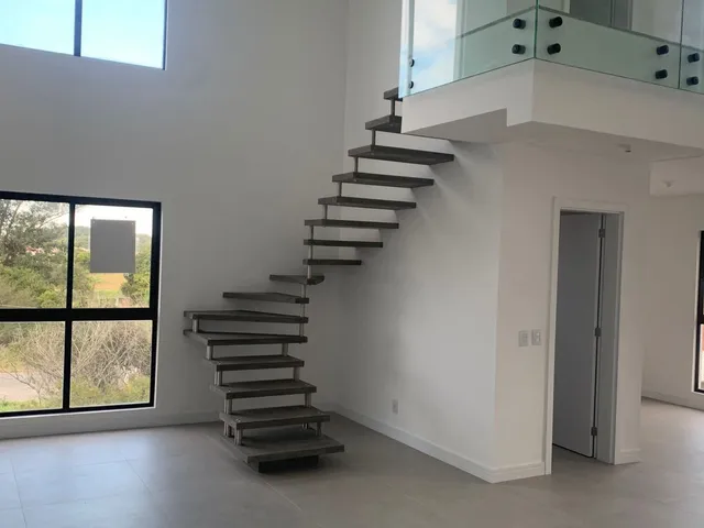 Foto do Apartamento - 🏙 Loft Amplo com 78m² no Praça Madri á venda – Portal do Ribeirão - Florianópolis, SC✨ | Costão Sul Imóveis