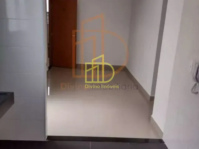 Apartamento 2 quartos e 1 banheiro, à venda, no bairro Caguaçu em Sorocaba