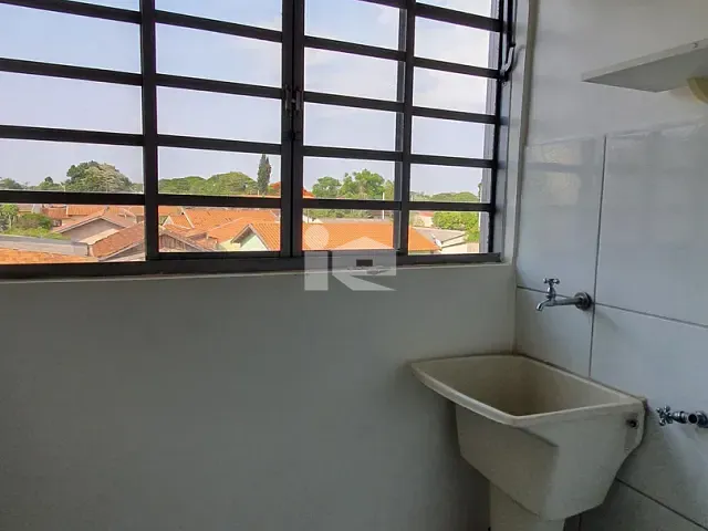 Apartamento 2 quartos e 1 banheiro, para alugar, no bairro Vila Oliveira em Rolândia