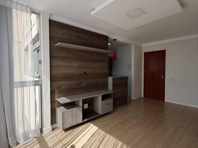 Apartamento 2 quartos e 2 banheiros, à venda, no bairro Parque Residencial Laranjeiras em Serra