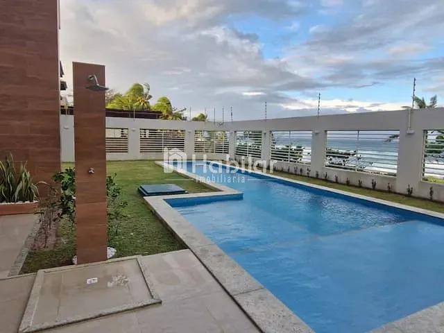 Apartamento 2 quartos e 2 banheiros, à venda, no bairro Itapuã em Salvador