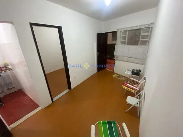 Apartamento 1 quarto e 1 banheiro, à venda, no bairro Chácara Flora em Petrópolis