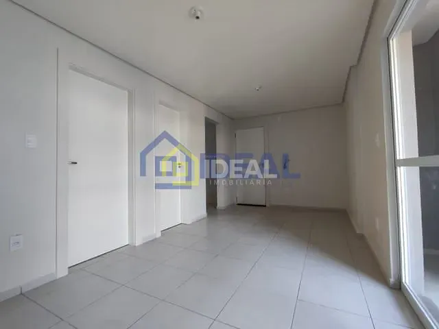 Apartamento 1 quarto e 1 banheiro, à venda, no bairro Sunti em Concórdia