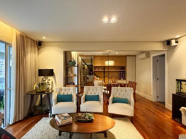 Apartamento com 240m² 4 quartos e 5 banheiros, à venda, no bairro Brooklin em São Paulo