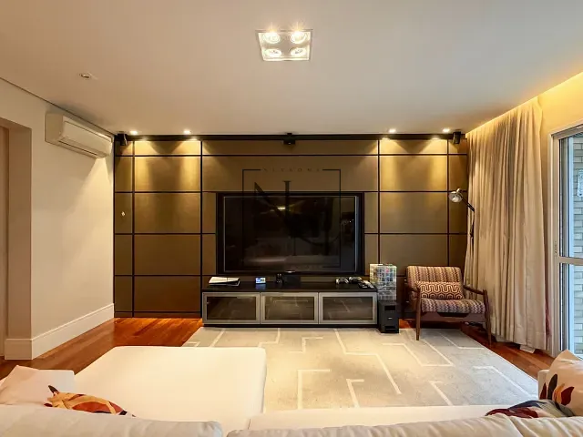 Apartamento com 240m² 4 quartos e 5 banheiros, à venda, no bairro Brooklin em São Paulo