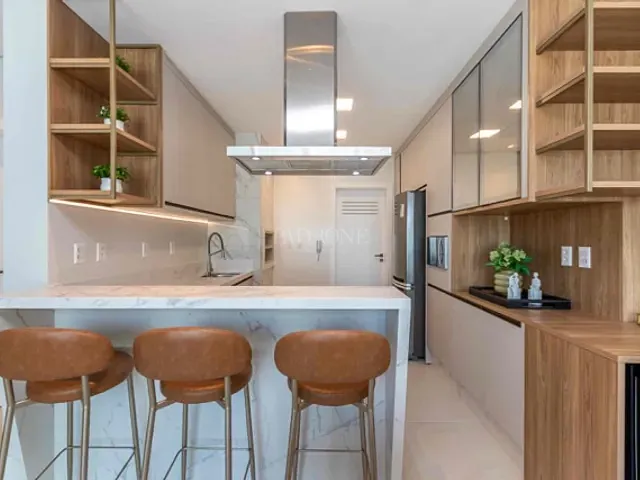 Apartamento com 177m² 4 quartos e 4 banheiros, à venda, no bairro Centro em Balneário Camboriú