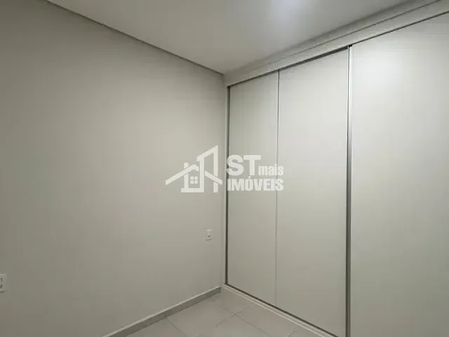 Apartamento com 51m² 2 quartos e 1 banheiro, para alugar, no bairro Centro em Andradas