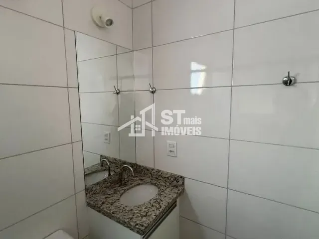 Apartamento com 51m² 2 quartos e 1 banheiro, para alugar, no bairro Centro em Andradas