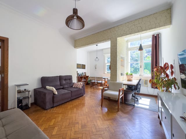 Foto do Apartamento - 2 Quartos (original 3)  com vista pro verde + Dependência e 1 Vaga | Vizinhos do Leme