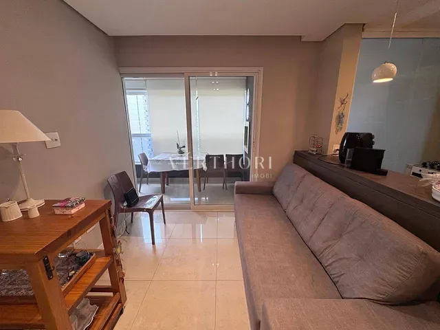 Apartamento 11 quartos e 2 banheiros, à venda, no bairro Gleba Fazenda Palhano em Londrina