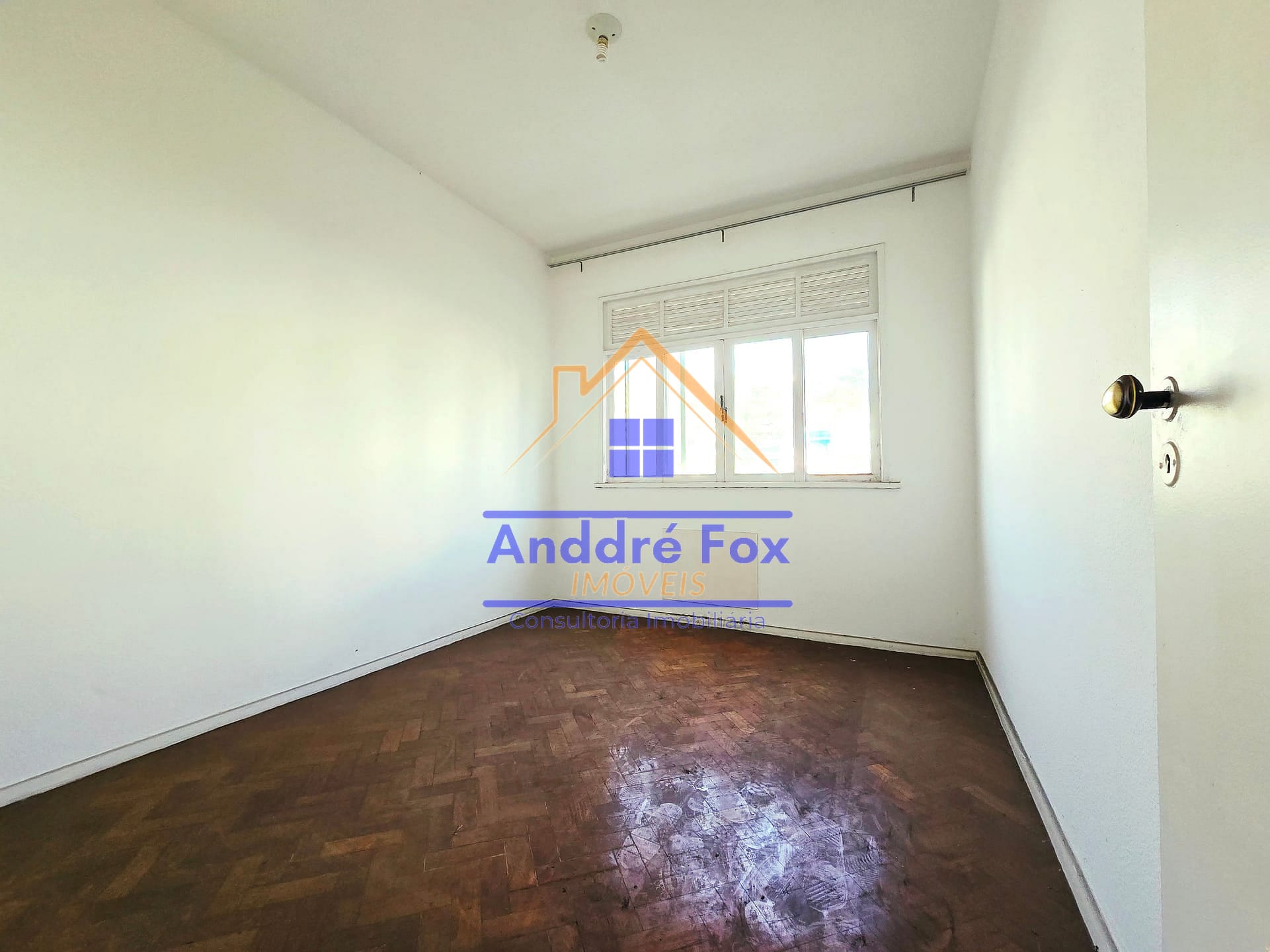 Apartamento à venda com 2 quartos, 75m² - Foto 12
