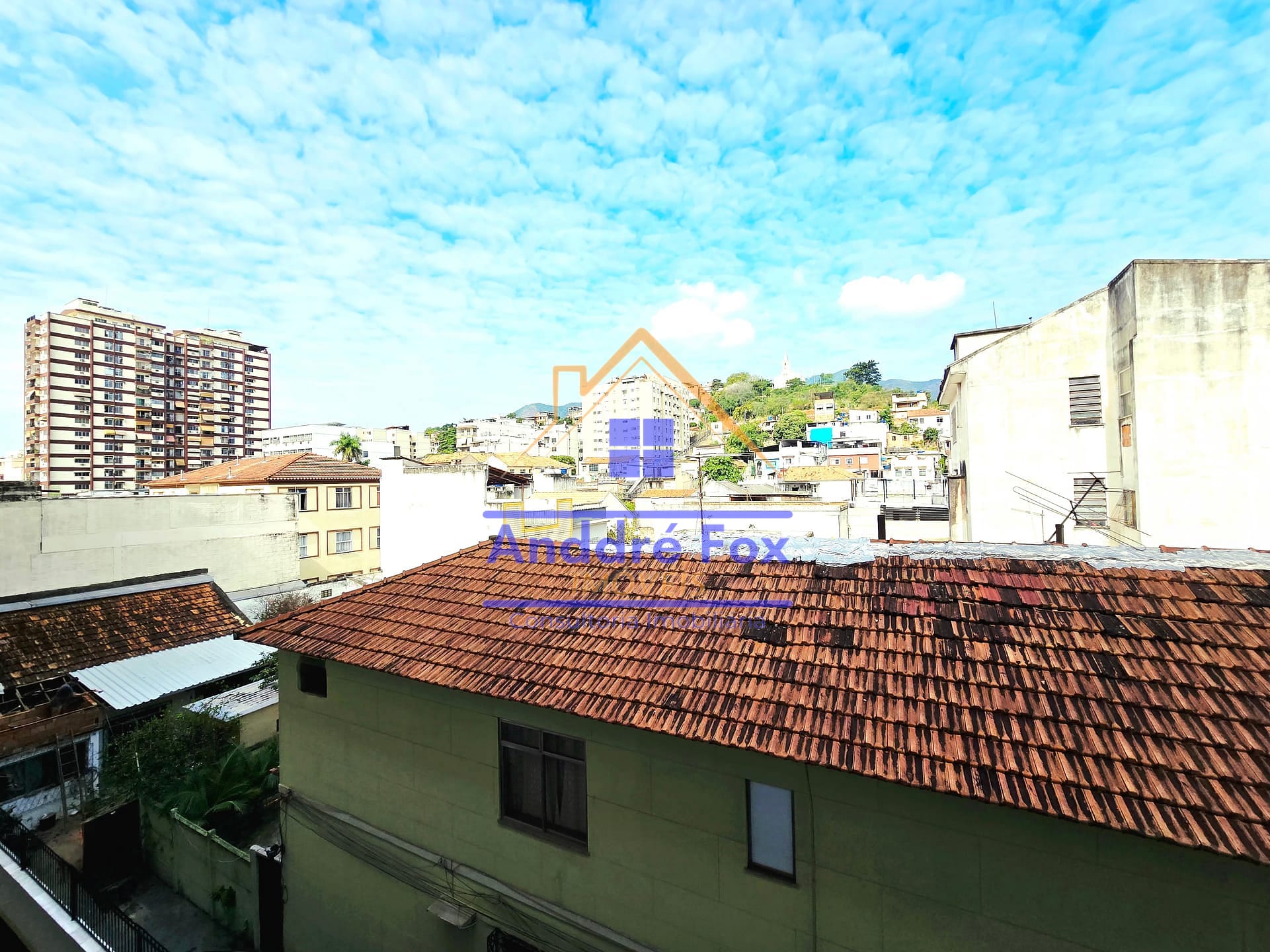 Apartamento à venda com 2 quartos, 75m² - Foto 20