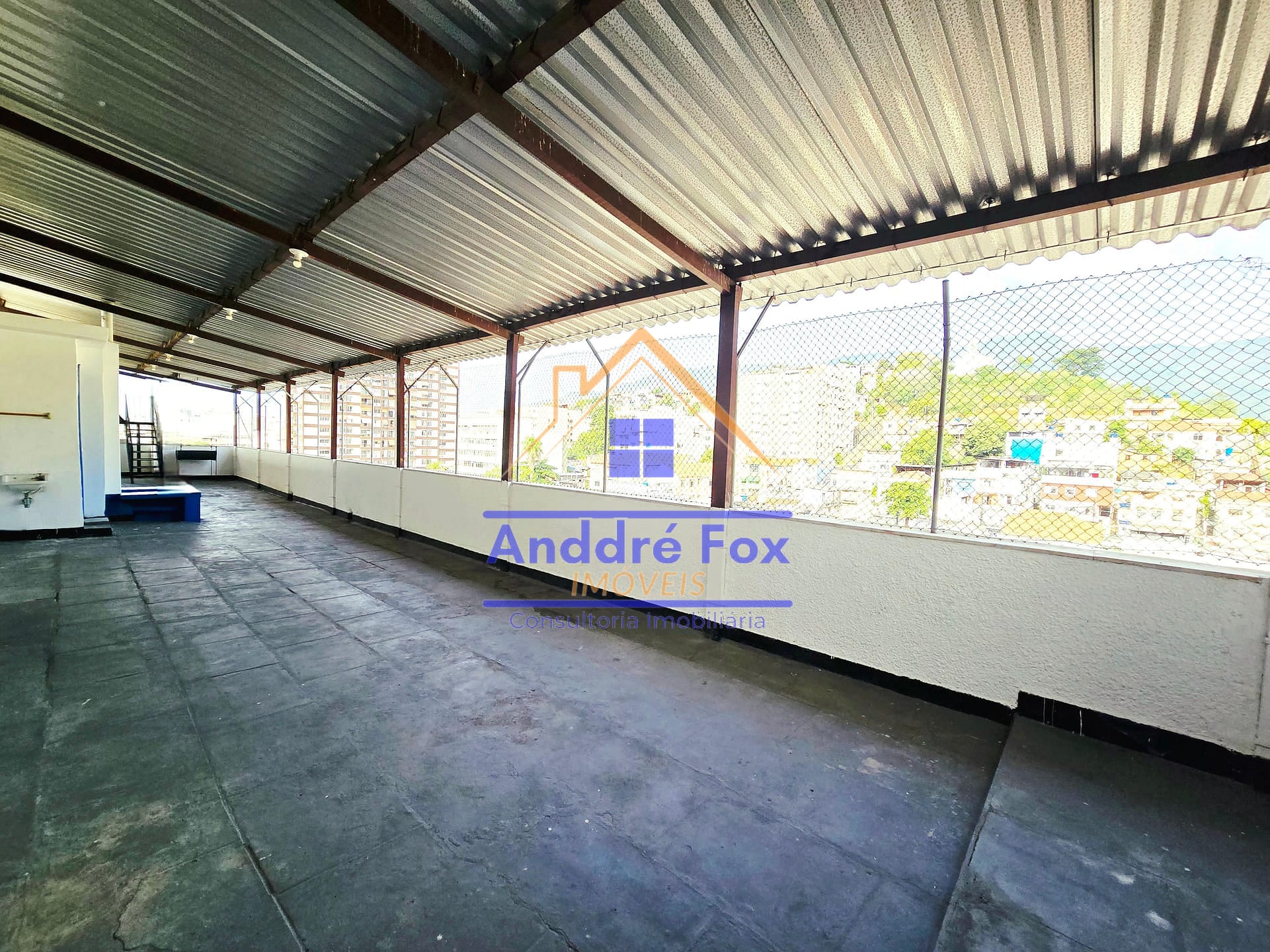 Apartamento à venda com 2 quartos, 75m² - Foto 29