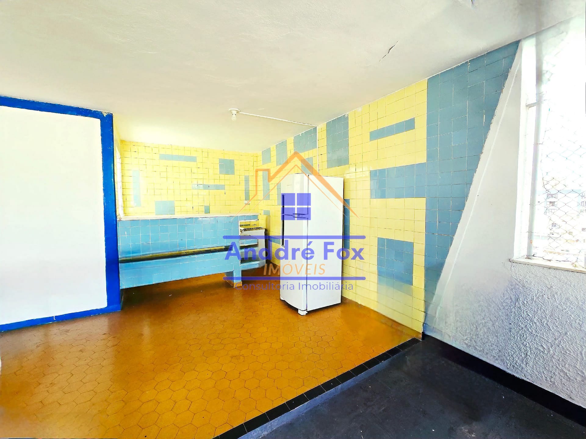 Apartamento à venda com 2 quartos, 75m² - Foto 32