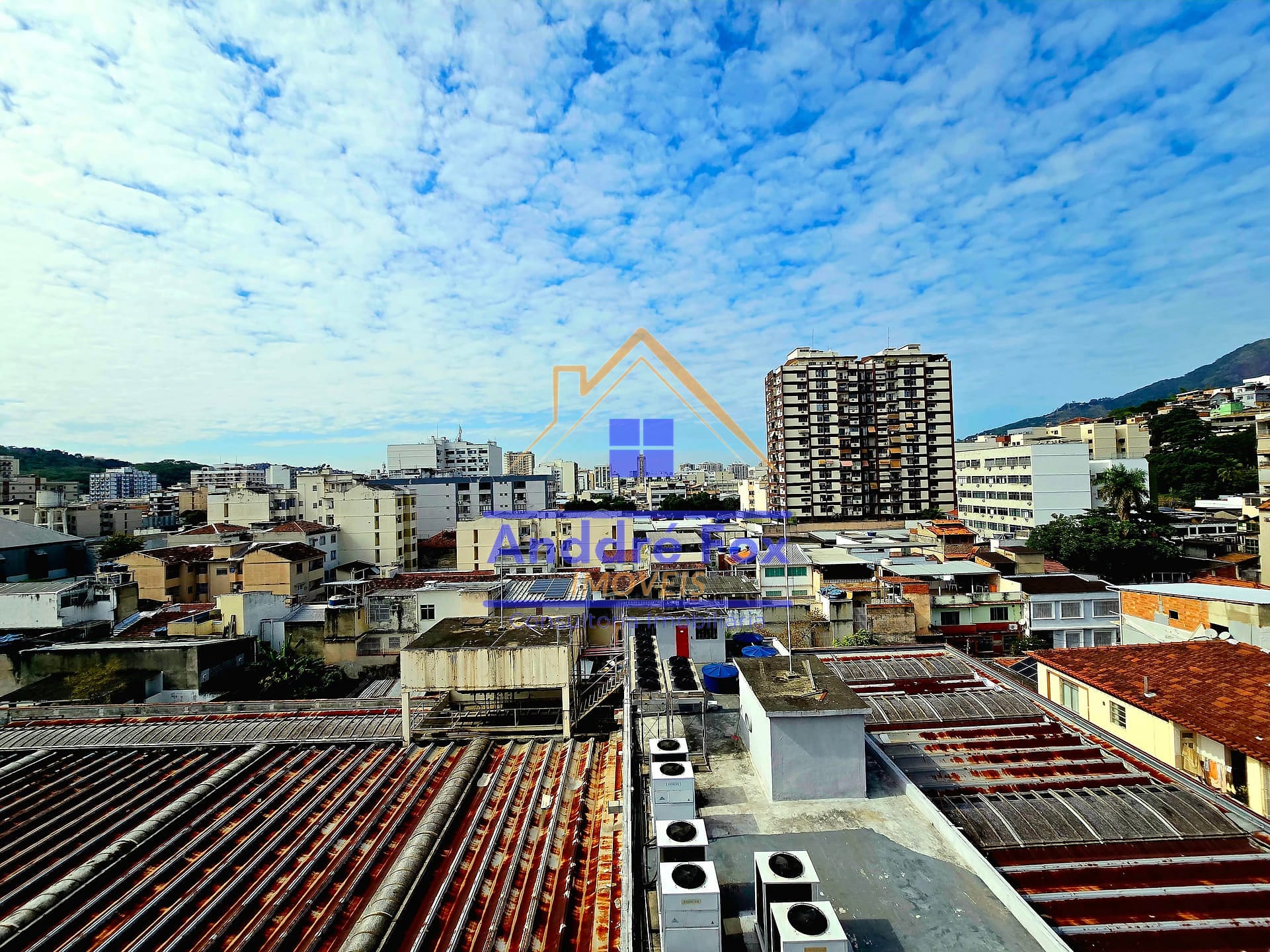 Apartamento à venda com 2 quartos, 75m² - Foto 34