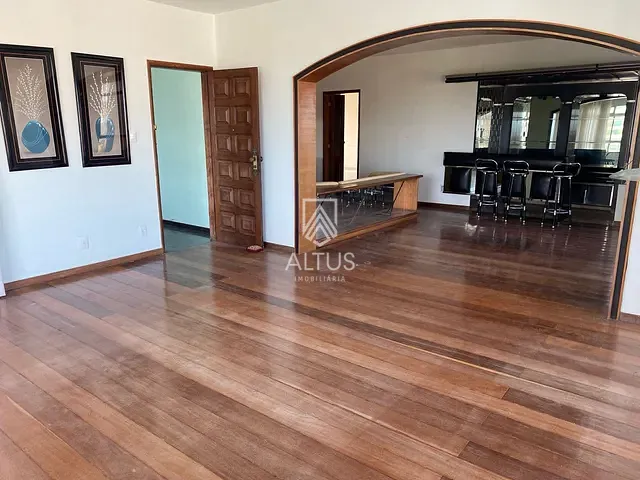 Apartamento 4 quartos e 1 banheiro, à venda, no bairro Jardim Apipema em Salvador