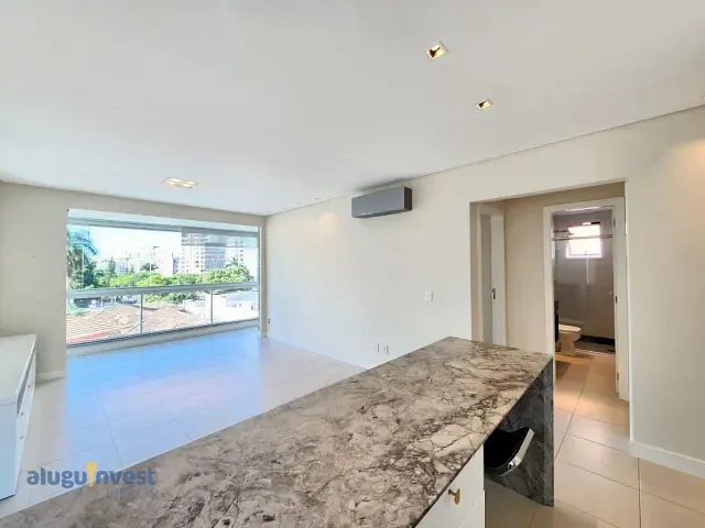 Apartamento 2 quartos e 1 banheiro, à venda, no bairro Centro em Florianópolis