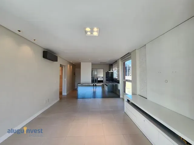 Apartamento 2 quartos e 1 banheiro, à venda, no bairro Centro em Florianópolis