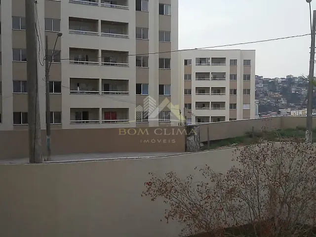 Apartamento 2 quartos e 1 banheiro, para alugar, no bairro Quintas da  Avenida em Juiz de Fora