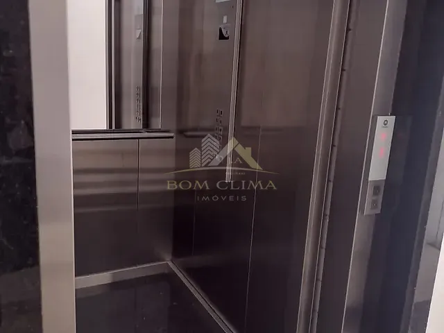 Apartamento 2 quartos e 1 banheiro, para alugar, no bairro Quintas da  Avenida em Juiz de Fora