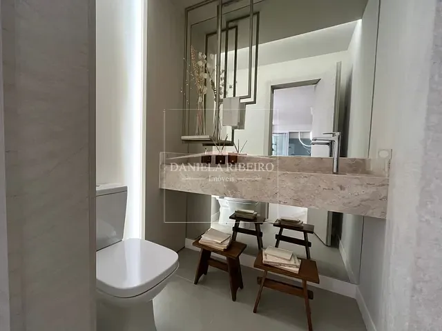 Apartamento 3 quartos e 5 banheiros, à venda, no bairro Nikko em Londrina