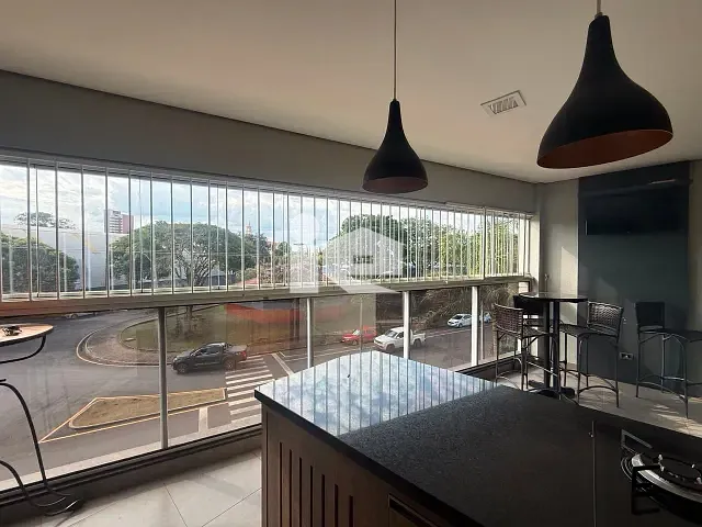 Apartamento 3 quartos e 3 banheiros, à venda, no bairro Centro em Rolândia