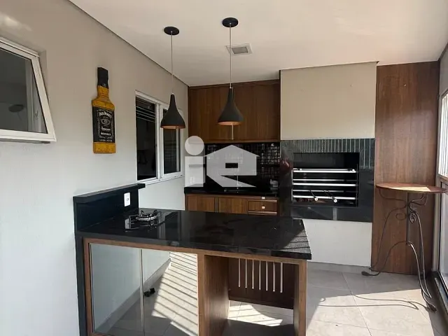 Apartamento 3 quartos e 3 banheiros, à venda, no bairro Centro em Rolândia