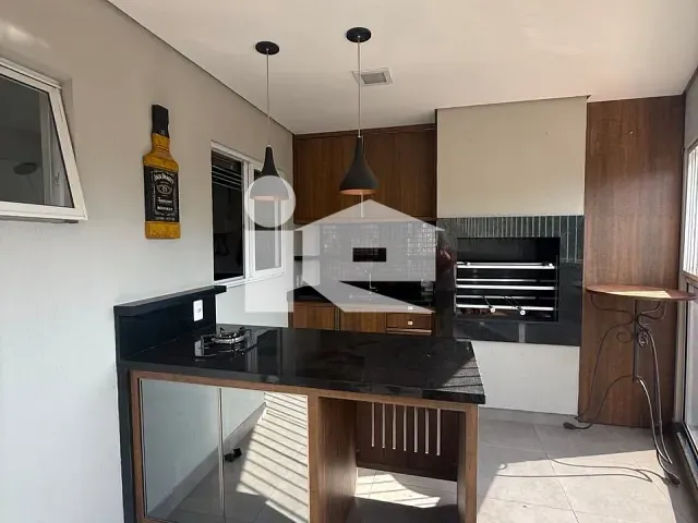 Apartamento 3 quartos e 3 banheiros, à venda, no bairro Centro em Rolândia