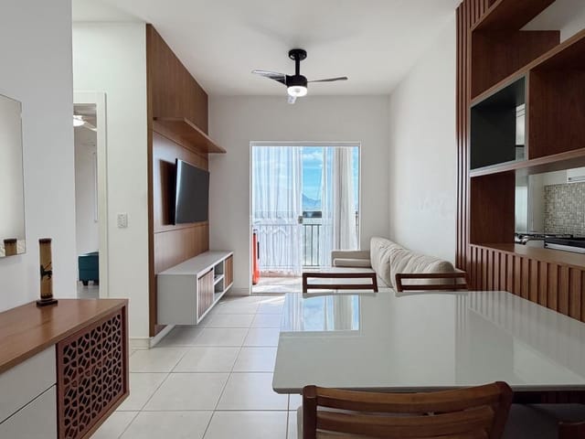 Apartamento 2 quartos e 2 banheiros, à venda, no bairro Morada de Laranjeiras em Serra
