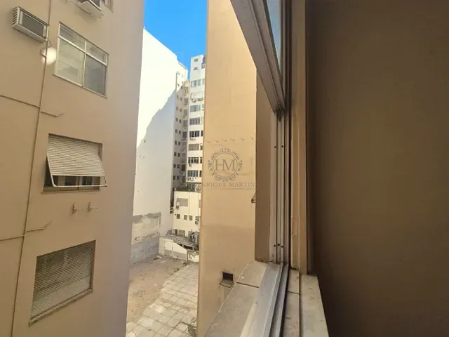 Apartamento com 70m² 2 quartos e 1 banheiro, à venda, no bairro Copacabana em Rio de Janeiro
