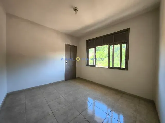 Apartamento 1 quarto e 1 banheiro, à venda, no bairro Centro em Petrópolis