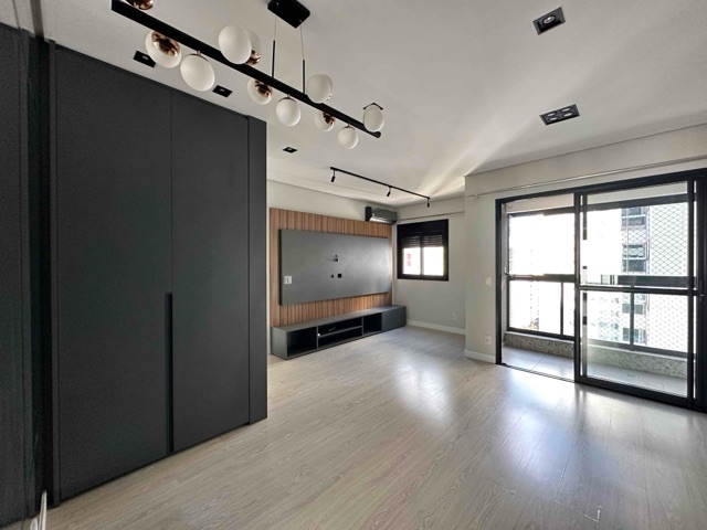 Apartamento com 113m² 1 quarto e 2 banheiros, à venda, no bairro Gleba Fazenda Palhano em Londrina