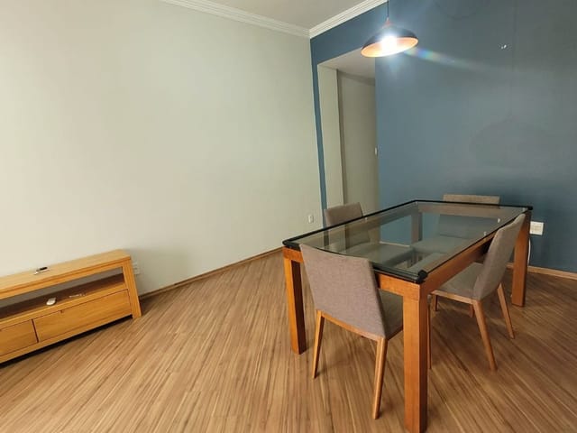 Apartamento com 95m² 2 quartos e 2 banheiros, para alugar, no bairro Vila Valqueire em Rio de Janeiro