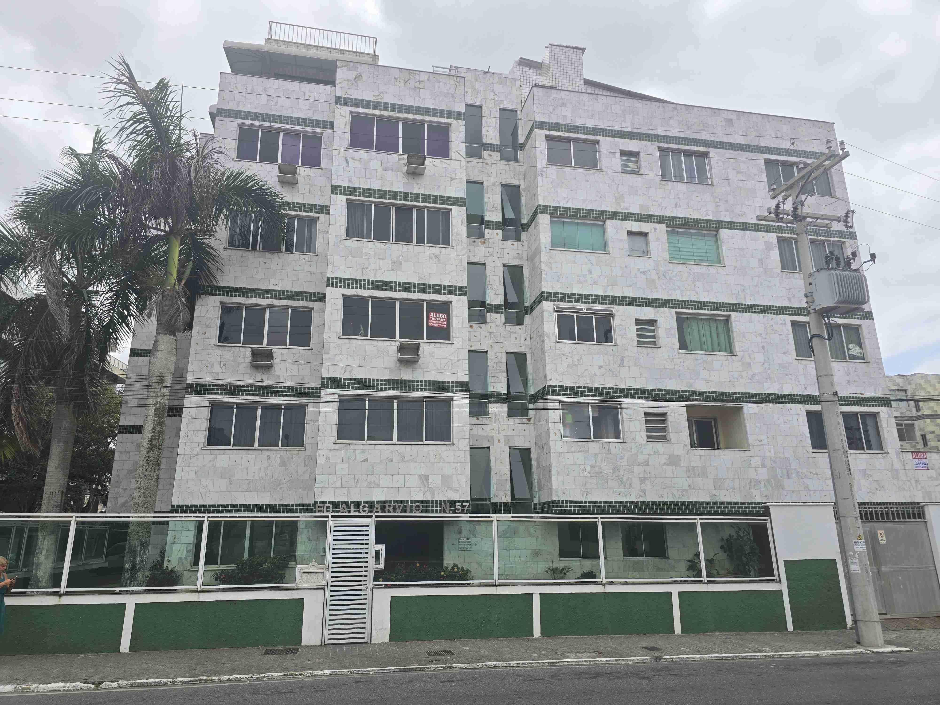 Apartamento para alugar com 2 quartos, 120m² - Foto 24